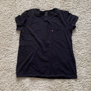 Levi’s large t-shirt